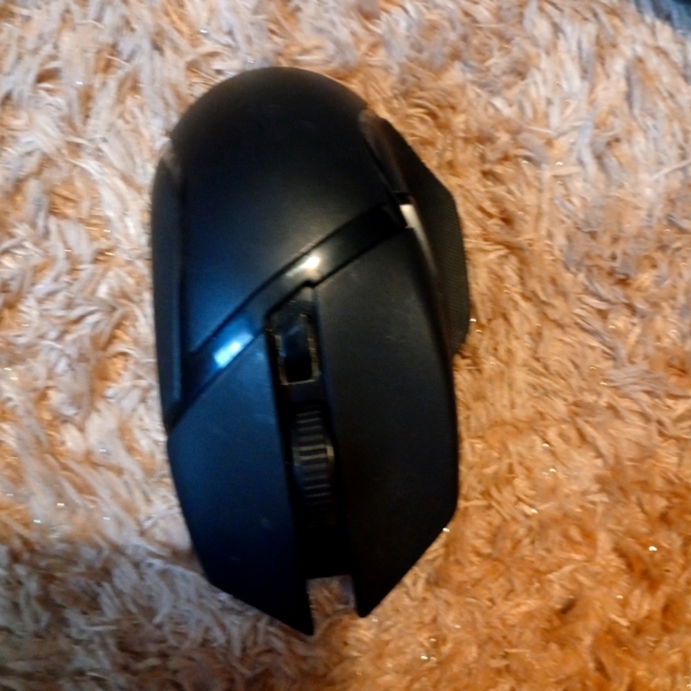 Razer Balistic X Hyper speed Bluetooth Mouse w mouse pad
